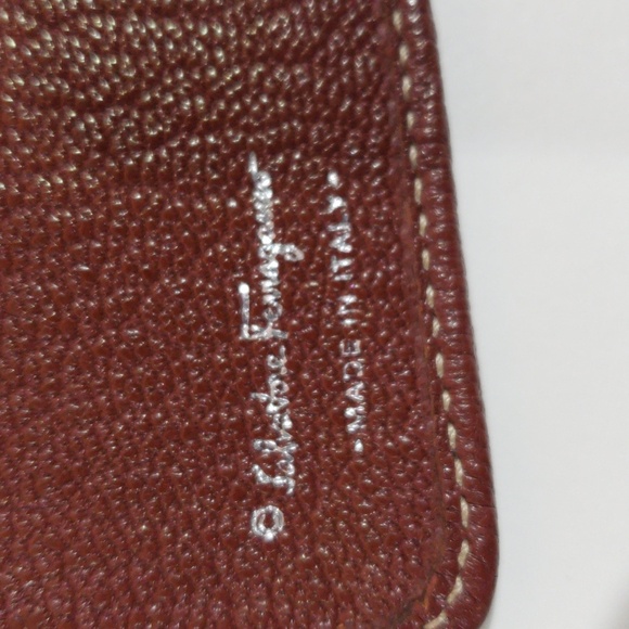 Salvatore Ferragamo Women’s Luxury Wallet | Brown Leather Snap Closure - 7"x3" - Picture 10 of 15